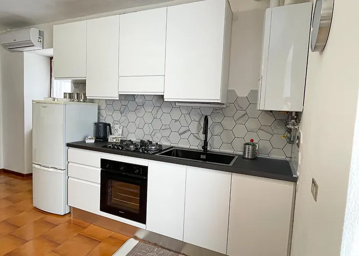 Sband House On Apartament Valmadrera