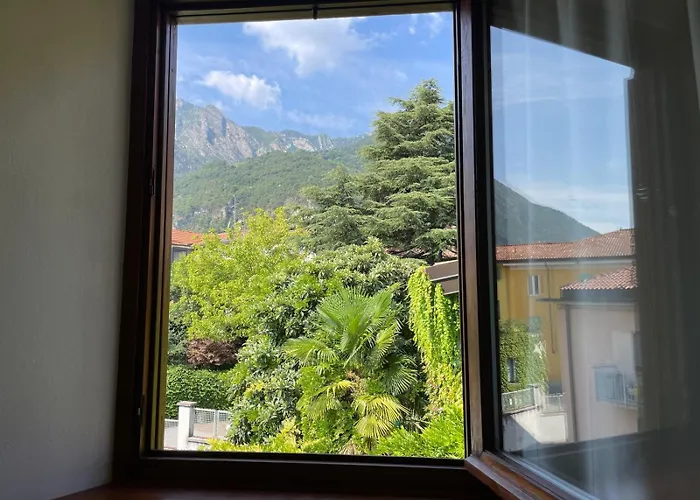 Sband House On Appartement Valmadrera